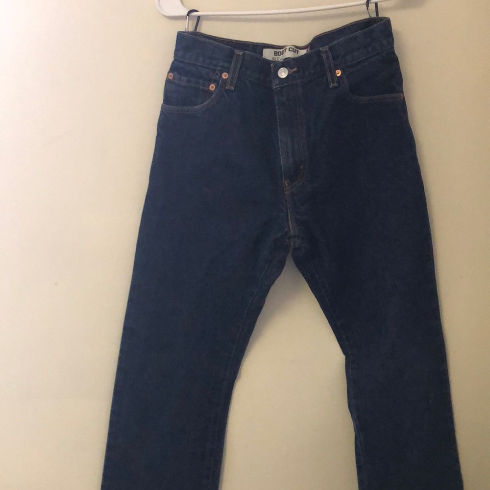 Men’s Levi dark jeans